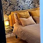 Appartement - Triangle D\'Or - Vue Capucins